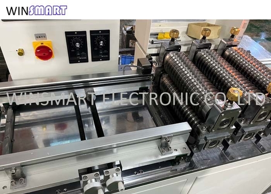Αυτόματη μηχανή διαχωριστών PCB σωλήνων T5 T8 για την κοπή λουρίδων των οδηγήσεων
